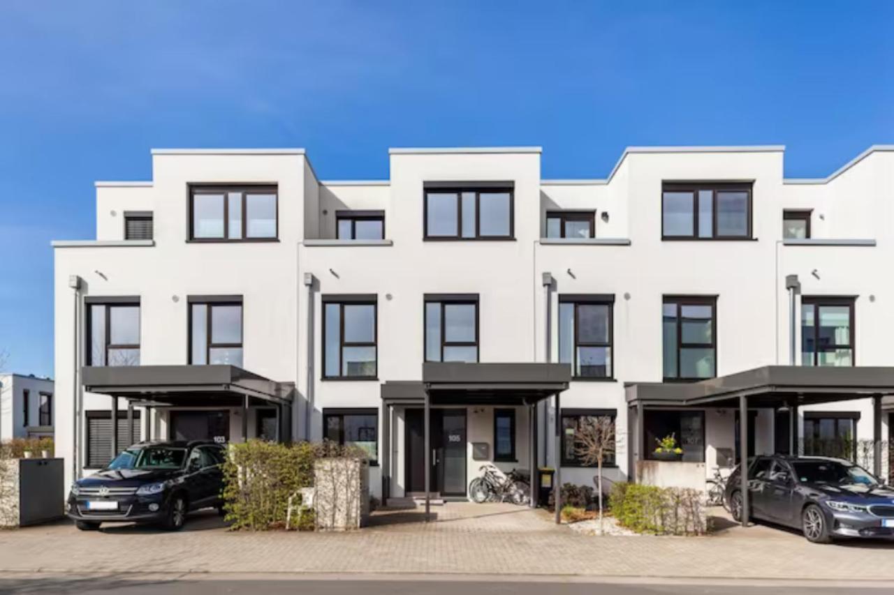Privat Zimmer Richtung Messe Hannover Eksteriør billede